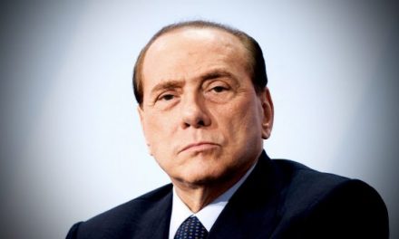 Le mosse di Berlusconi per un nuovo centro-destra