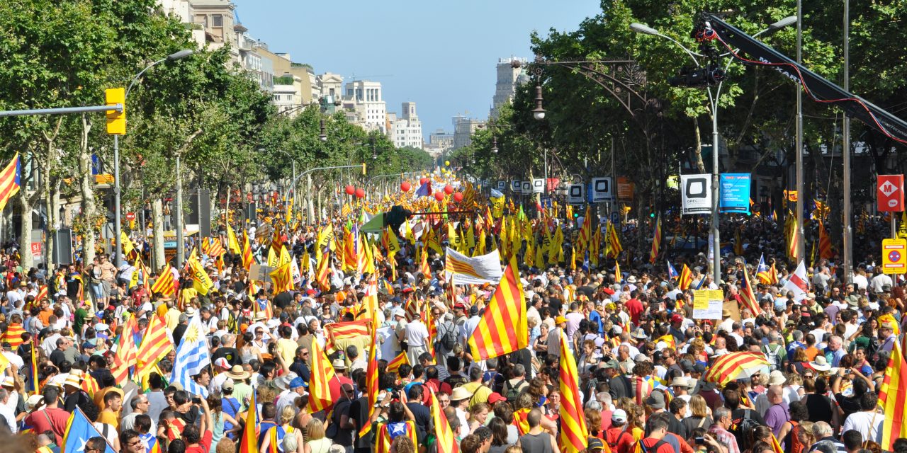 La Catalogna, il fallimento di Rajoy e i tifosi emulatori