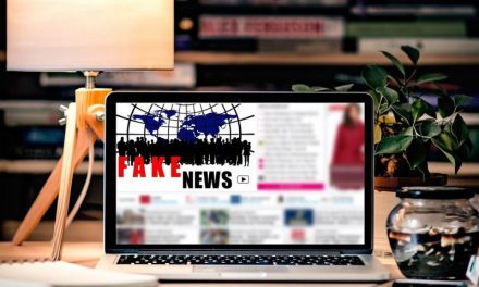 Fake news, politica e cifre record: come orientarsi nella giungla del web