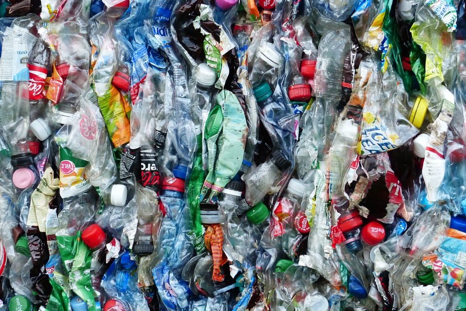 Materie plastiche: dall’UE nuove regole per il riciclaggio