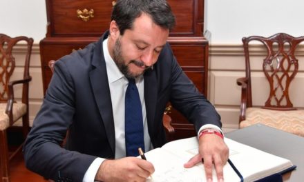 Puntare il dito su Salvini non basta a ripulirsi la coscienza
